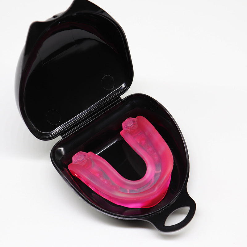 Red_SGK_GelMax_Mouth_Guard_-_Reliable_soccer_mouth_guard_and_battle_mouthguard_for_youth_football_and_boxing
